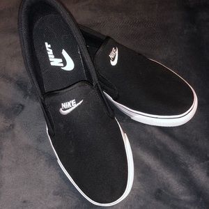 Black Nike Slip Ons